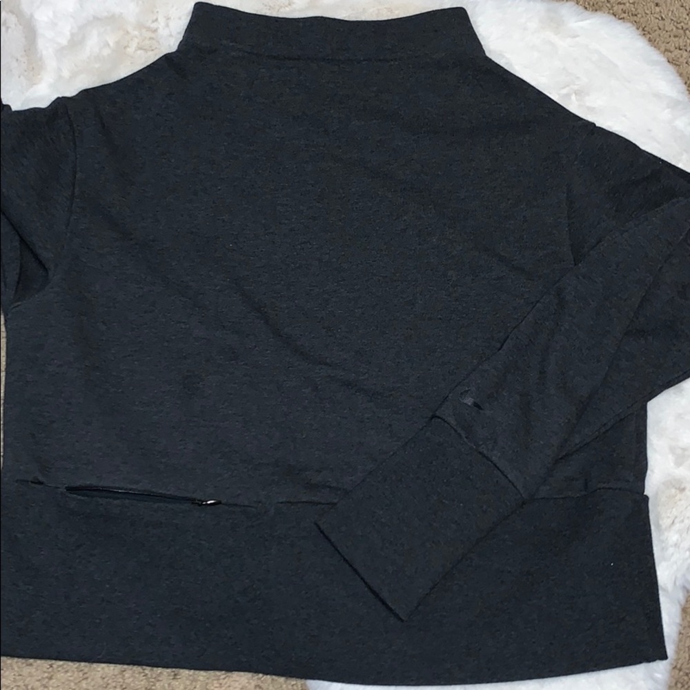 Nike women croptop size S